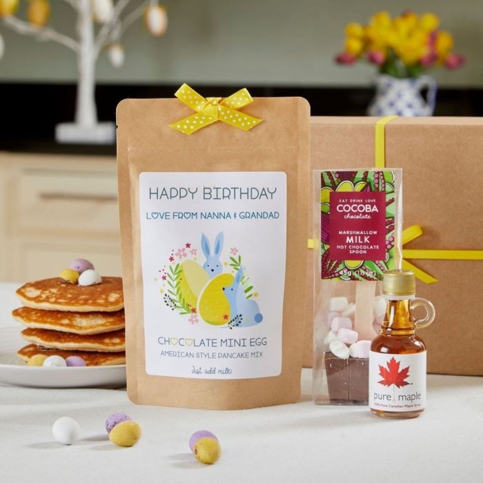 Personalised Mini Egg Pancake Mix, Hot Chocolate Spoon and Maple Syrup Gift Set – Limited Edition