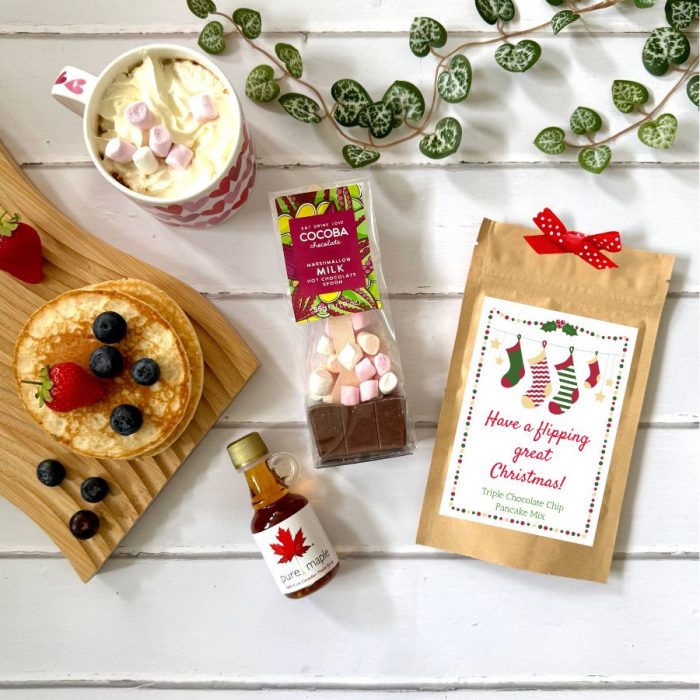 Personalised Christmas Pancake Gift Set with Personalised Pancake Mix, Hot Chocolate Spoon and Maple Syrup