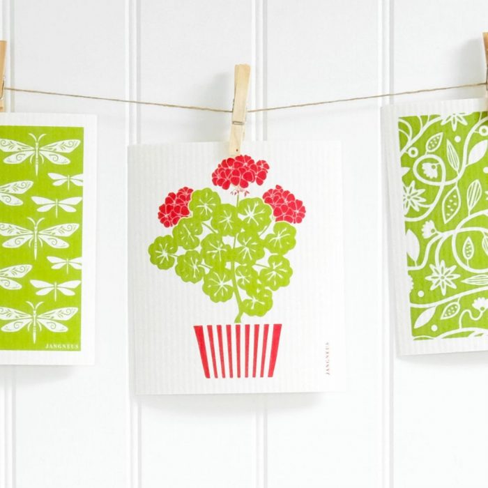 Eco-Friendly Swedish Dishcloth – Red Geranium Design